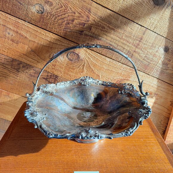 William Hutton & Sons Large Silver Bowl with Handle - Picture 4 of 7